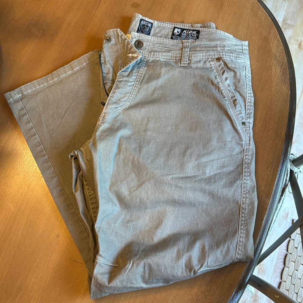 Men’s Kuhl Slackr pants